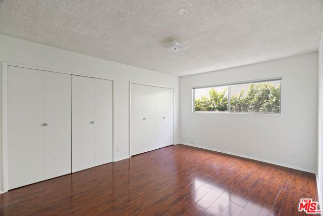 1481 Reeves Street, Los Angeles CA: https://media.crmls.org/mediaz/c1b03ca1-ab11-4fbe-9883-c3edf4d73f14.jpg