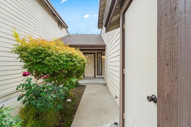 244 Rachael Place, Pleasanton CA: https://media.crmls.org/mediaz/c1b18a04-8156-431e-a8fa-fd1748afb199.jpg