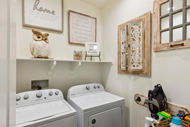 4132 Calle Arbol, Oceanside CA: https://media.crmls.org/mediaz/c1b19472-1f6a-4254-b6bc-2d9cf800fe9f.jpg
