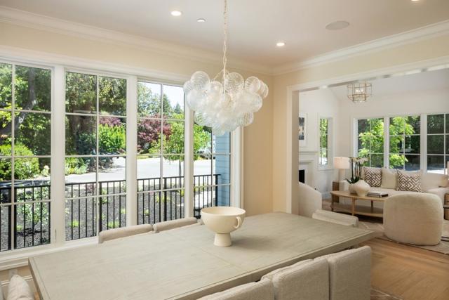 1310 Bay Laurel Drive, Menlo Park CA: https://media.crmls.org/mediaz/c1b2d27d-efa2-425d-8376-a768850020d0.jpg