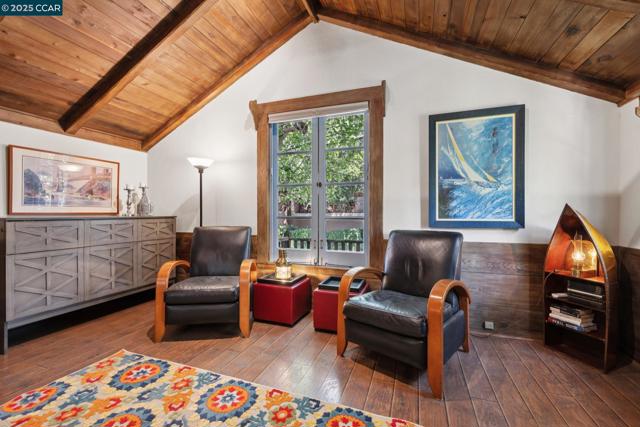 1611 Carmel Dr, Walnut Creek CA: https://media.crmls.org/mediaz/c1b367d5-cdb0-4869-8ef1-8d907518f4b3.jpg