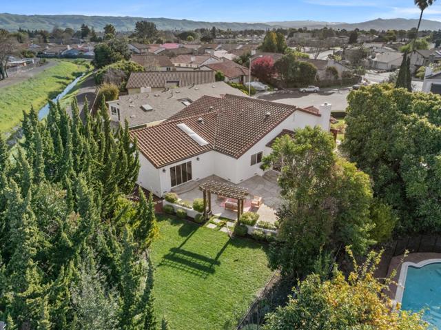 4308 Granite Court, Union City CA: https://media.crmls.org/mediaz/c1b39fb2-77d4-4b82-878f-576cd60be19e.jpg