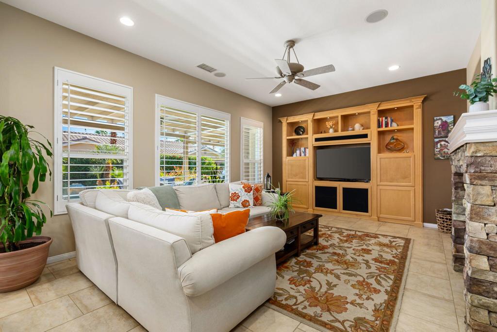 MLS #219138330DA image #11