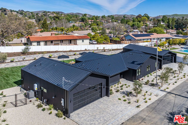 5259 Lewis Road, Agoura Hills CA: https://media.crmls.org/mediaz/c1b43c16-b13d-419b-b3a1-2c01f4d0a1a0.jpg