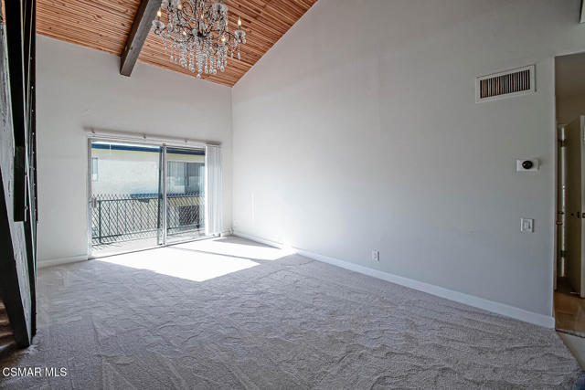 5460 White Oak Avenue, Encino CA: https://media.crmls.org/mediaz/c1b45de1-2320-451a-8e12-aea0635ba734.jpg