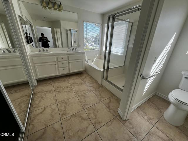 Detail Gallery Image 8 of 26 For 1300 Meadowlark Ln, Oxnard,  CA 93036 - 4 Beds | 2/1 Baths