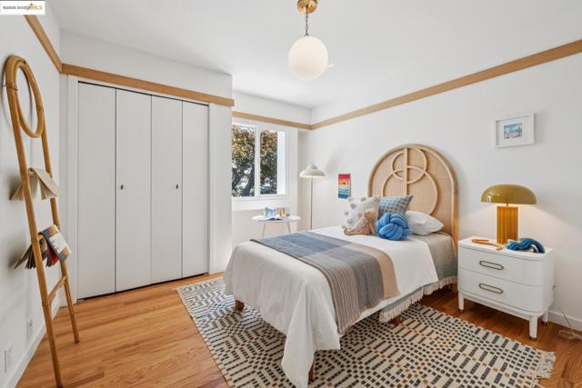 120 Hill Rd, Berkeley CA: https://media.crmls.org/mediaz/c1b5f696-1888-4834-9224-efdefd699293.jpg