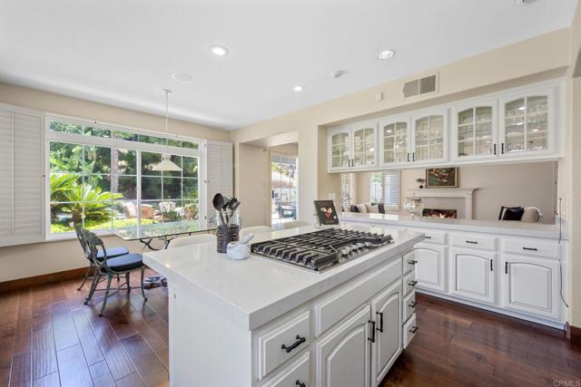 Detail Gallery Image 17 of 57 For 1006 Acero St, Chula Vista,  CA 91910 - 6 Beds | 4/1 Baths