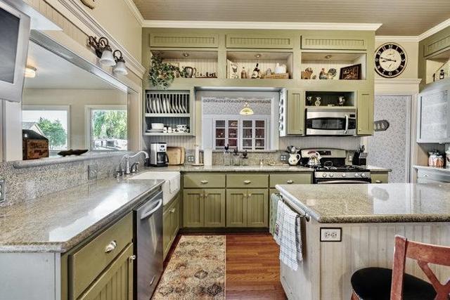 610 San Felipe Road, Gilroy CA: https://media.crmls.org/mediaz/c1b634ff-87de-440c-a6c5-8961f128e485.jpg