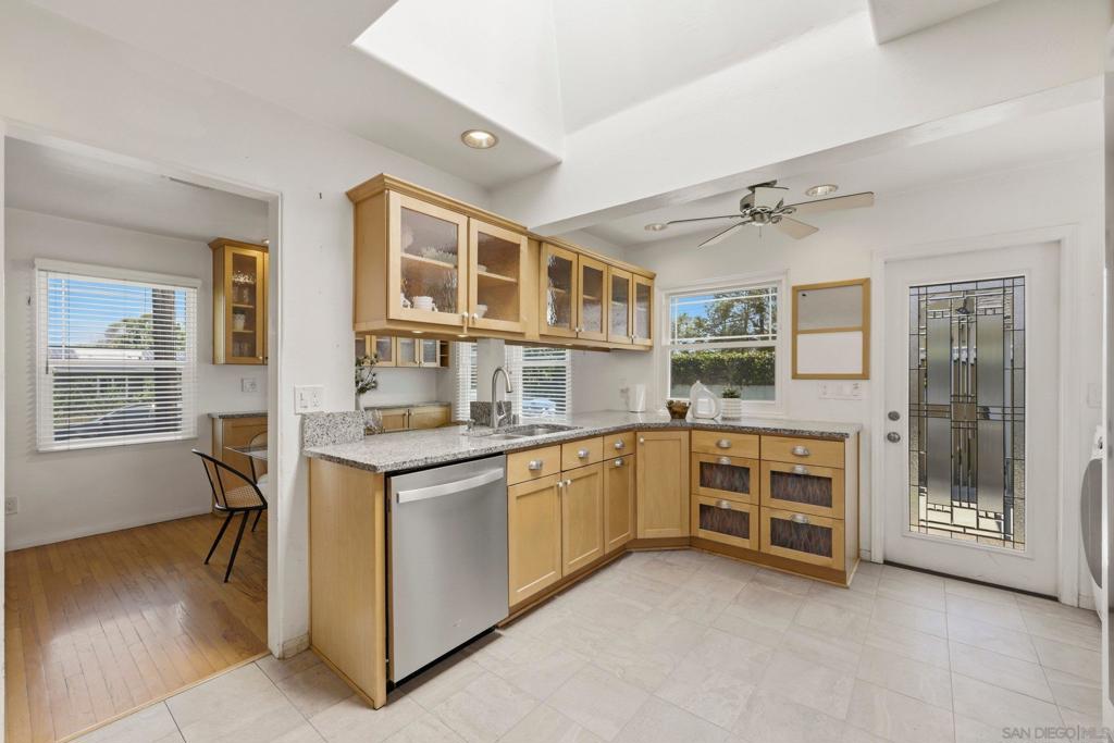 4689 60th Street - photo 14