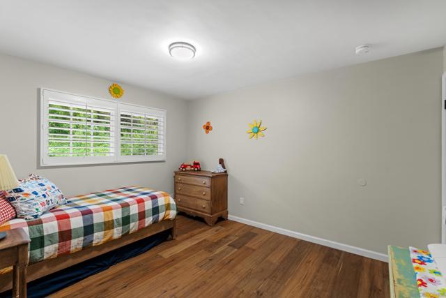 16327 Woodson View Rd, Poway CA: https://media.crmls.org/mediaz/c1b7970e-d53d-41ea-adc9-3486ae23f682.jpg