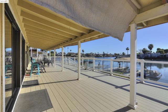 5106 Cabrillo Pt, Discovery Bay CA: https://media.crmls.org/mediaz/c1b7e077-3f78-43b3-89c4-06cf35bef09d.jpg
