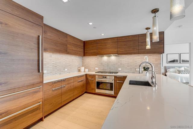 Image 2 of 45 For 888 E Street  706