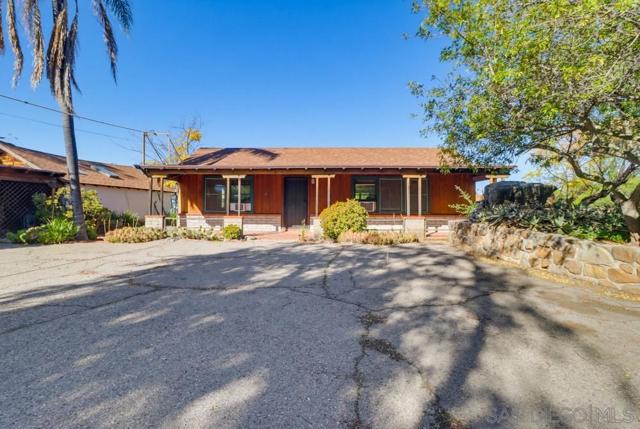 602 Starbright Ln, Alpine CA: https://media.crmls.org/mediaz/c1b8c95e-19bd-47e5-85aa-b655b33d09da.jpg