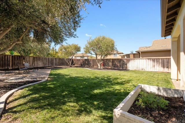46525 Peach Tree Street, Temecula CA: https://media.crmls.org/mediaz/c1b99ee0-0cf5-4604-96ed-ca470265c2c0.jpg