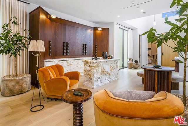 Drew Fenton | 324 S Medio Drive Los Angeles CA | MLS: 7084103