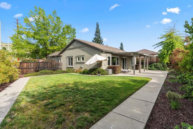 505 Porter Court, Folsom CA: https://media.crmls.org/mediaz/c1ba397c-98fe-4dd7-ad95-7d34c36951b2.jpg
