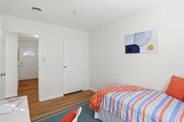 908 Redbird Drive, San Jose CA: https://media.crmls.org/mediaz/c1ba7e25-5610-442d-bfb9-7524afa5e77a.jpg