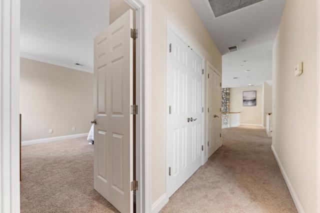 9560 Via Del Oro, Gilroy CA: https://media.crmls.org/mediaz/c1bb306e-b4f0-4446-9216-e0fcf4dccf54.jpg