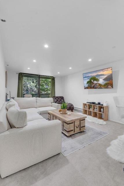 5202 Shelter Creek Lane, San Bruno CA: https://media.crmls.org/mediaz/c1bba57a-f924-441f-a1a9-c36673380ed2.jpg