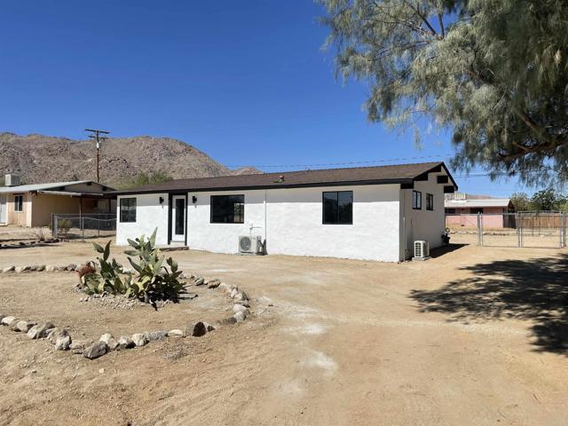 Image 2 for 6922 Datura Ave, 29 Palms, CA 92277