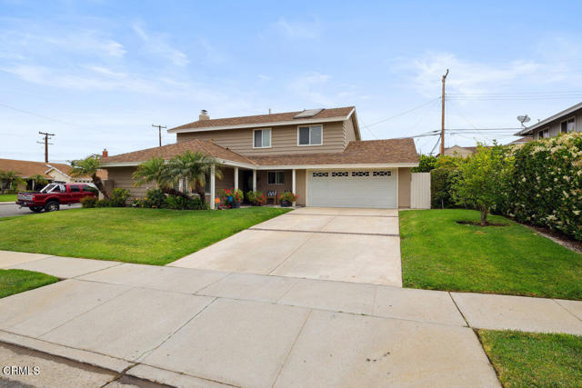 Detail Gallery Image 1 of 29 For 1519 Lyndhurst Ave, Camarillo,  CA 93010 - 4 Beds | 2 Baths