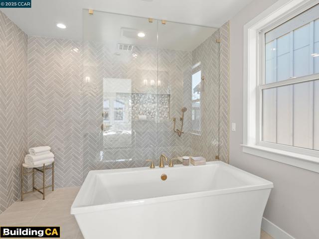 Image 20 of 42 For 259 Haleena Place