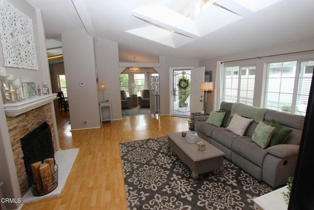 1215 Anchors Way, Ventura CA: https://media.crmls.org/mediaz/c1bf96b7-f4cd-479a-af24-d9324737c922.jpg