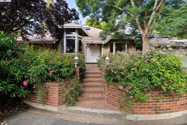 24288 Stacey Ln, Hayward CA: https://media.crmls.org/mediaz/c1c14a4d-5988-49e5-a607-8e183b5f71b1.jpg