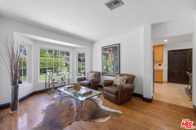13230 HESBY Street photo 6