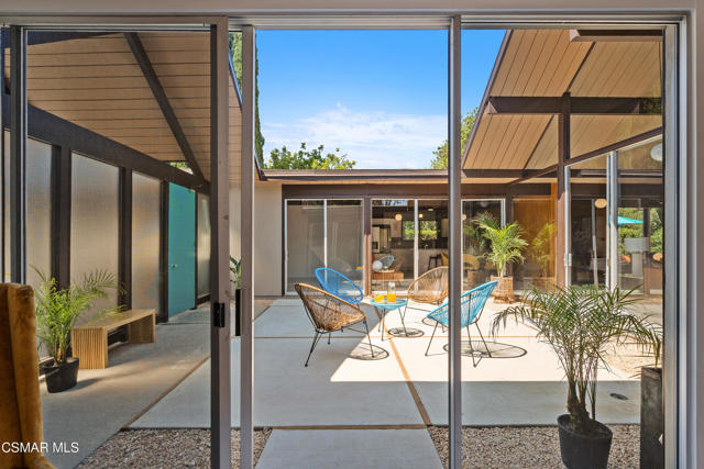 1449 Fordham Avenue, Thousand Oaks CA: https://media.crmls.org/mediaz/c1c3a01d-90db-49c5-97dd-a3787fe7abc1.jpg