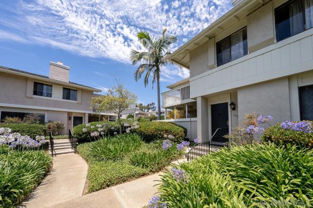 7952 Playmor Ter, San Diego, California 92122, 3 Bedrooms Bedrooms, ,2 BathroomsBathrooms,Townhouse,For Sale,Playmor Ter,250020517SD