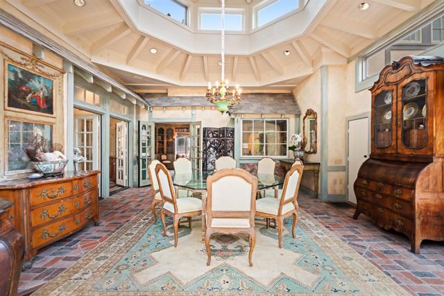 Detail Gallery Image 20 of 60 For 1879 Viking Way, La Jolla,  CA 92037 - 5 Beds | 5/1 Baths