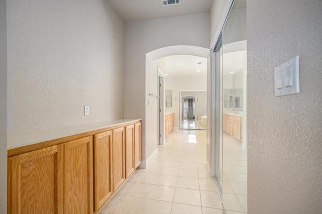 1964 Finger Peak Way, Antioch CA: https://media.crmls.org/mediaz/c1c80a11-a176-49f5-aa78-e272b140b600.jpg