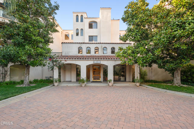 Detail Gallery Image 1 of 48 For 4201 via Marisol #136,  Los Angeles,  CA 90042 - 2 Beds | 2 Baths