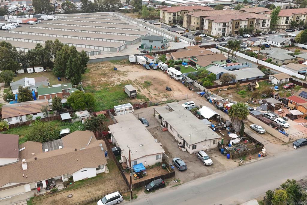 MLS #250026772SD img 11