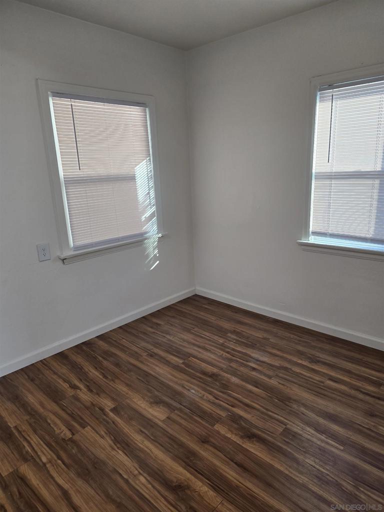 4527 Esther Street - photo 9