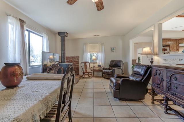 2854 Illinois Avenue, Corning CA: https://media.crmls.org/mediaz/c1cbaa11-6893-4c4d-801f-af5084c8ac51.jpg