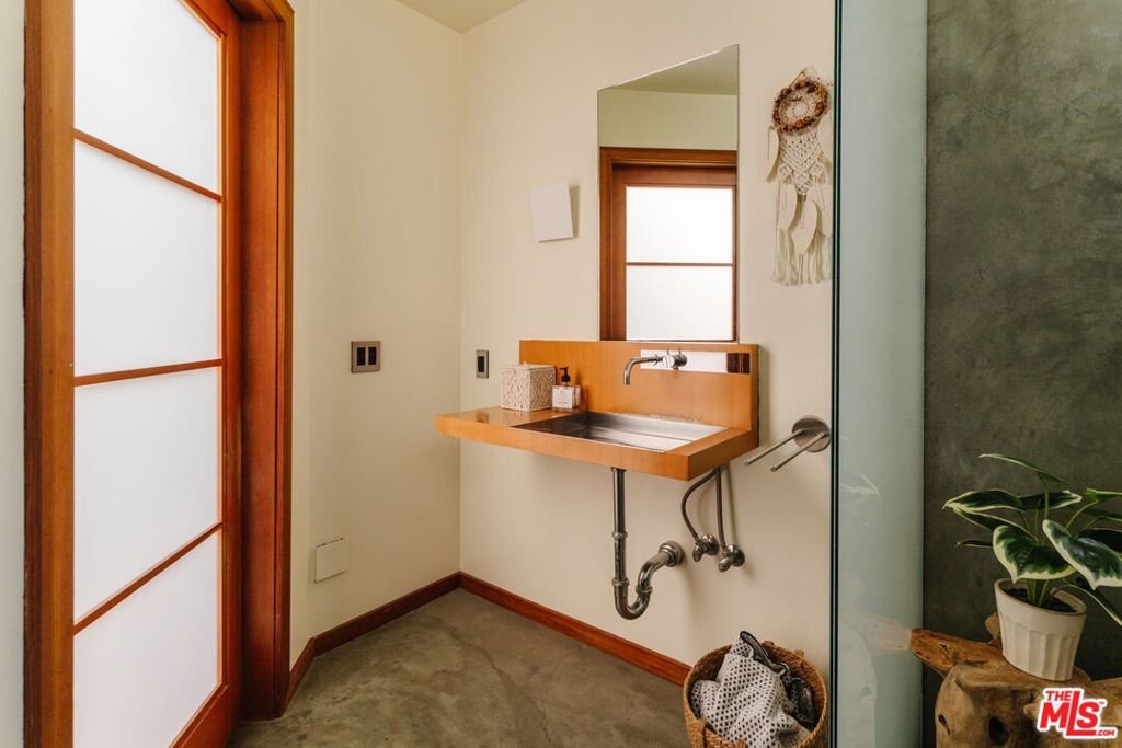 MLS #26828307 image #49