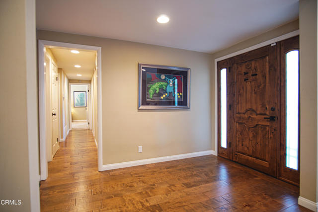 Detail Gallery Image 9 of 39 For 1781 El Monte Dr, Thousand Oaks,  CA 91362 - 4 Beds | 2 Baths