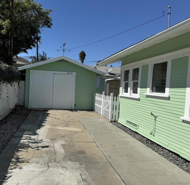 4646 Cherokee Ave, San Diego, California 92116, ,Multi-Family,For Sale,Cherokee Ave,240024331SD