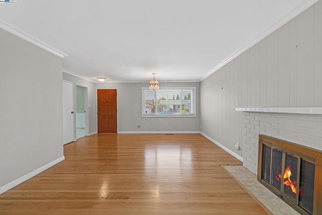 Image 6 of 33 For 1560 Vining Dr