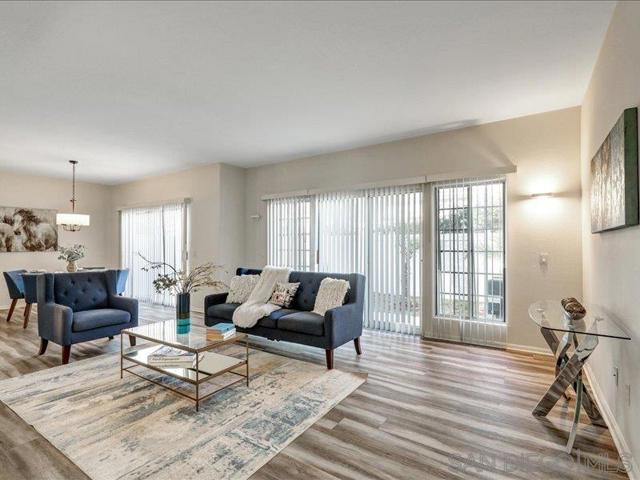 8641 Via Mallorca, La Jolla CA: https://media.crmls.org/mediaz/c1cf9d26-cc3d-49ba-a338-0960b3b0a751.jpg