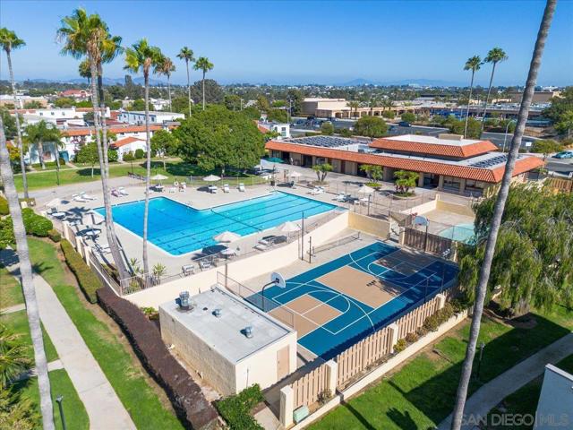 5217 Mount Alifan Dr, San Diego CA: https://media.crmls.org/mediaz/c1cff371-537d-4580-9091-da80ee1fb822.jpg