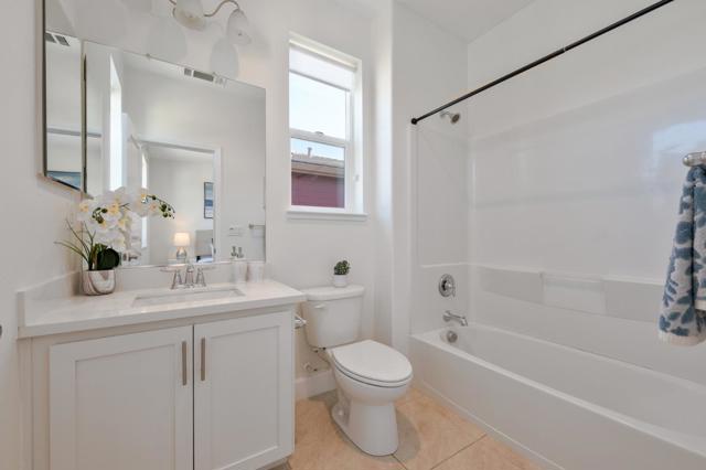 712 Bramble Terrace, Sunnyvale CA: https://media.crmls.org/mediaz/c1d0211c-7cf2-44ec-b063-435b444d4601.jpg