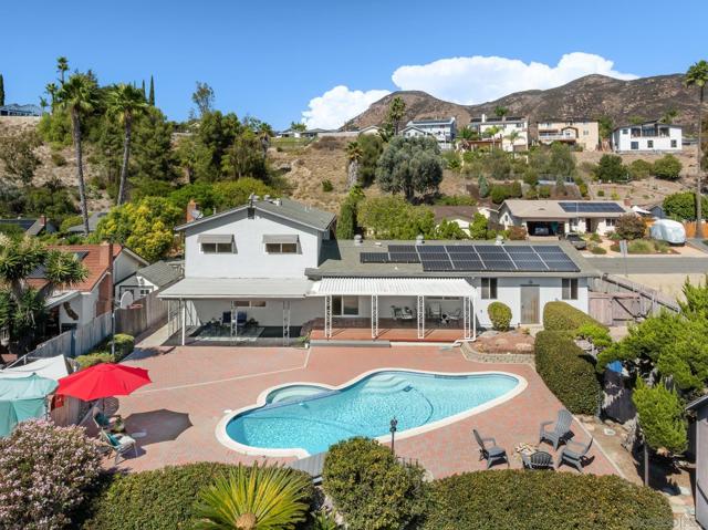 6815 Monte Verde, San Diego CA: https://media.crmls.org/mediaz/c1d03b47-11c7-4b60-b21c-23074b73c9be.jpg