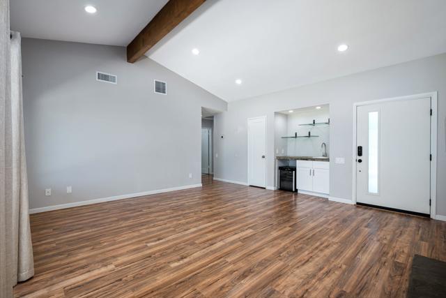 76761 Kentucky Avenue, Palm Desert CA: https://media.crmls.org/mediaz/c1d24f96-f1a5-4512-acfb-a8e7bda3e40a.jpg