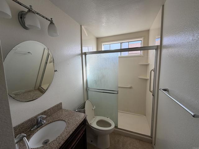 Detail Gallery Image 6 of 18 For 1957 Duke St, Chula Vista,  CA 91913 - 6 Beds | 3 Baths