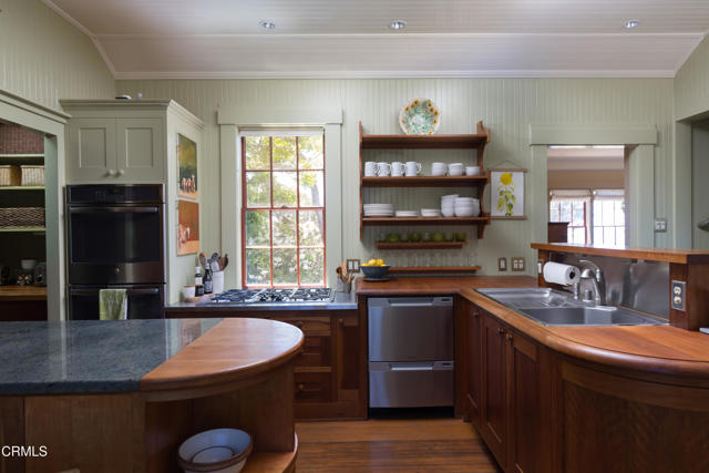 Image 14 of 53 For 45320 Ukiah Street