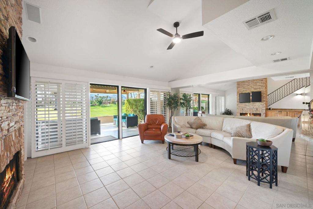 MLS #250042973SD image #13